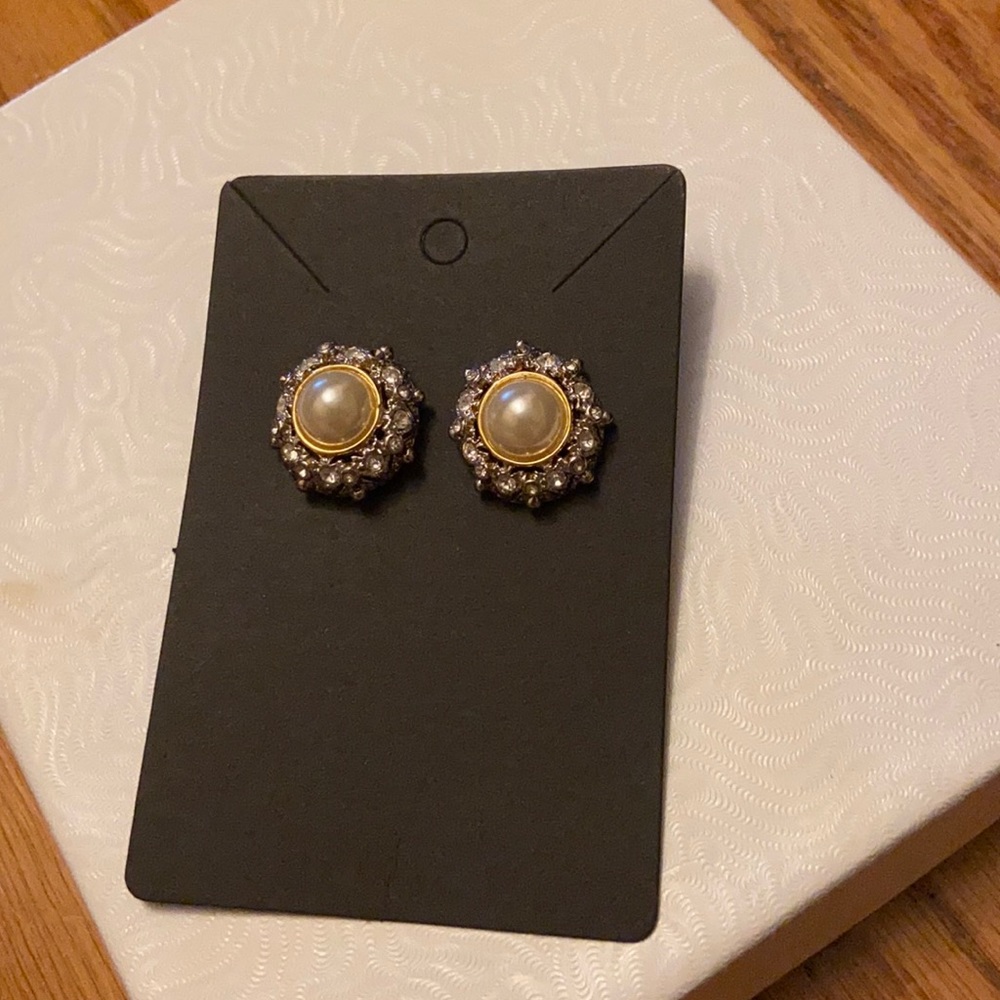 Women’s Faux Pearl Earrings Costume Jewelry